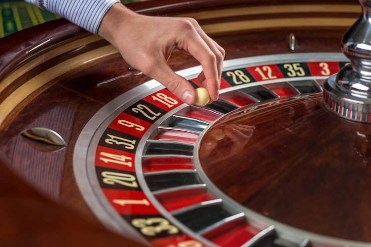 Responsible gaming reminders beside casino-style entertainment guides